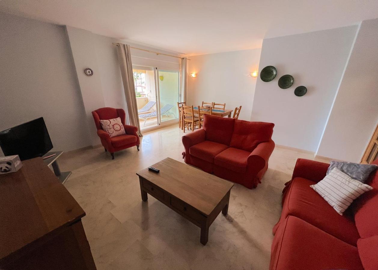 3 Bed Las Petunias, San Pedro Marbella Eksteriør bilde